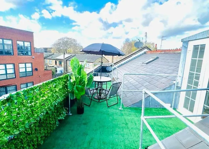 Captivating 2-Bed Apartment In Clapham